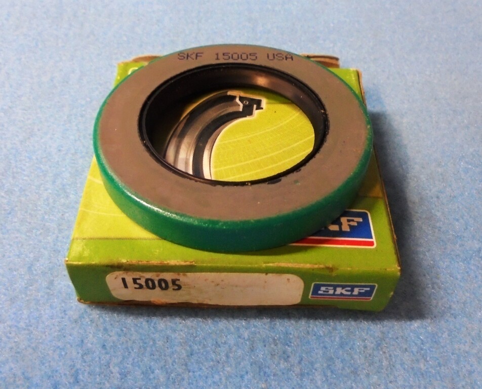 SKF OIL SEAL 15005, 1.5 IN SHAFT, 2.3740 IN, OD 0.3125 IN WIDTH
