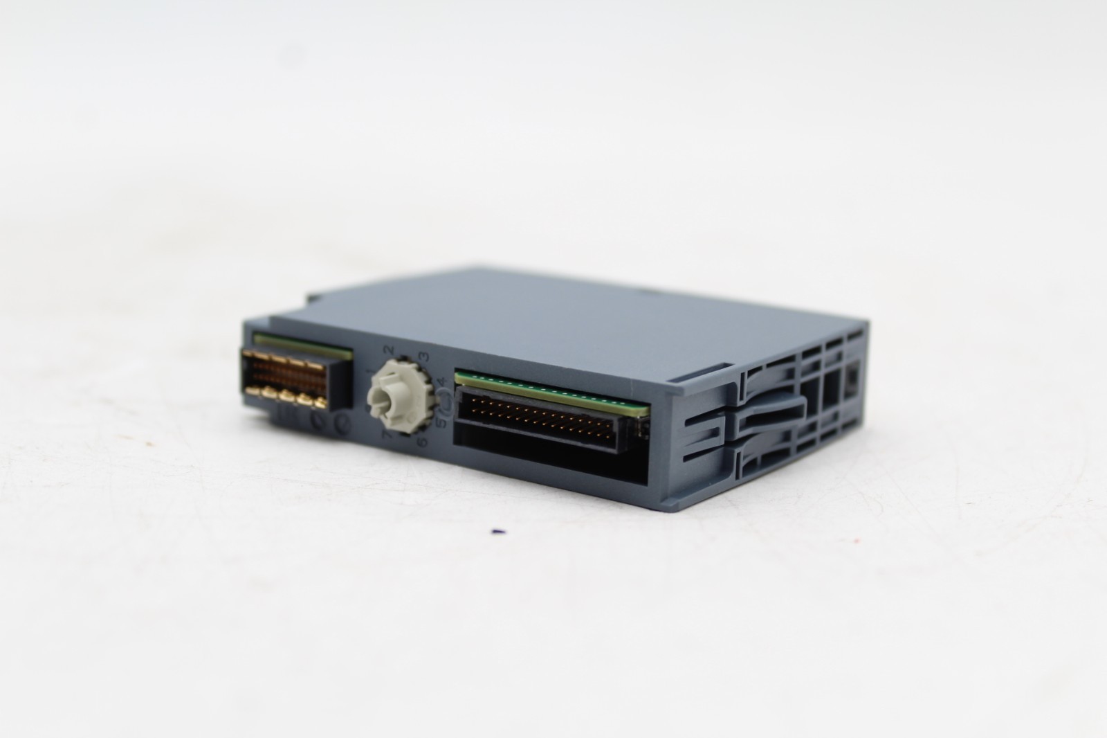 Siemens 6ES7 131-6BF01-0AA0 Simatic ET 200SP Digital Input Module