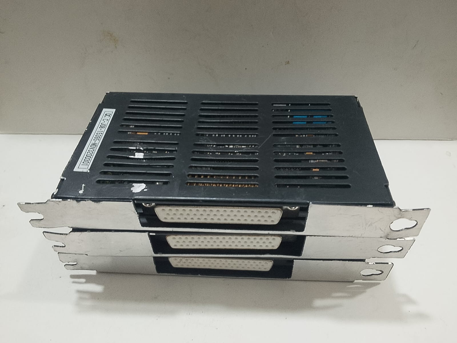 Comizoa cnDV32-00 Input Module and cnDV00-32 OUTPUT MODULES 2PCS (LOT Of 3PCS)