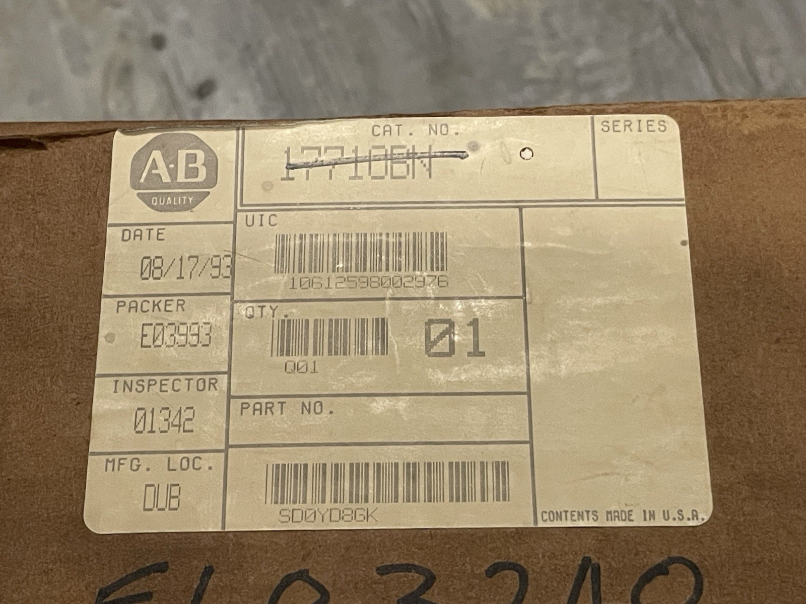 GENUINE Surplus OPEN Allen Bradley 1771-OBN High True Output Module