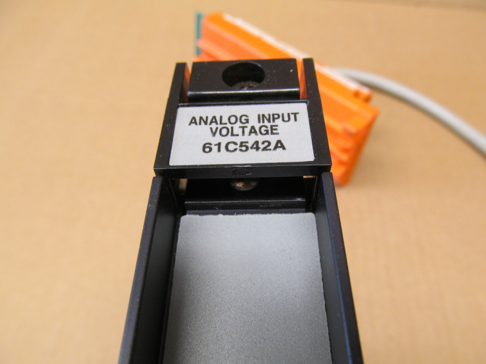 1 RELIANCE ELECTRIC 61C542A 16 CHANNEL ANALOG INPUT MODULE 10 VDC 57459-1