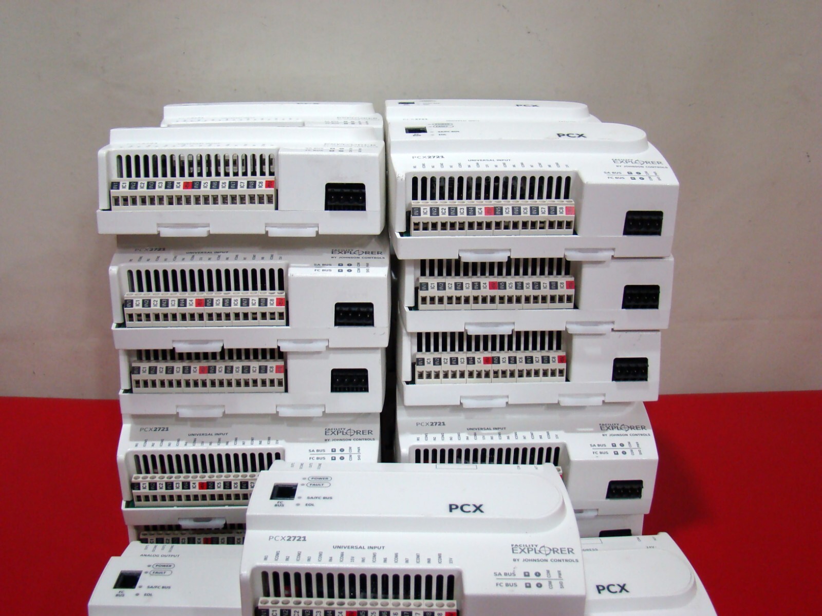 Johnson Controls FX-PCX2721-0 Expansion Input/Output Module FX PCX 8 UI/2 AO