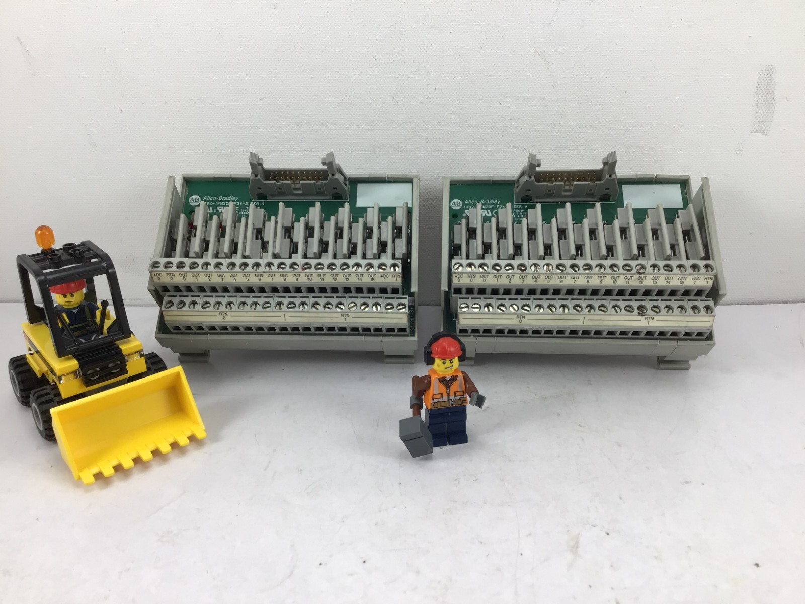 1492-IFM20F-F24-2 – 2 PIECE LOT!! – ALLEN-BRADLEY – INTERFACE MODULE – **USED**