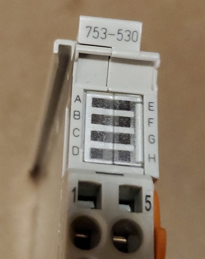 WAGO 753-530, 8-CHANNEL DIGITAL OUTPUT, 8D0, 24 VDC, 0.5 AMP, DIN-35 RAIL