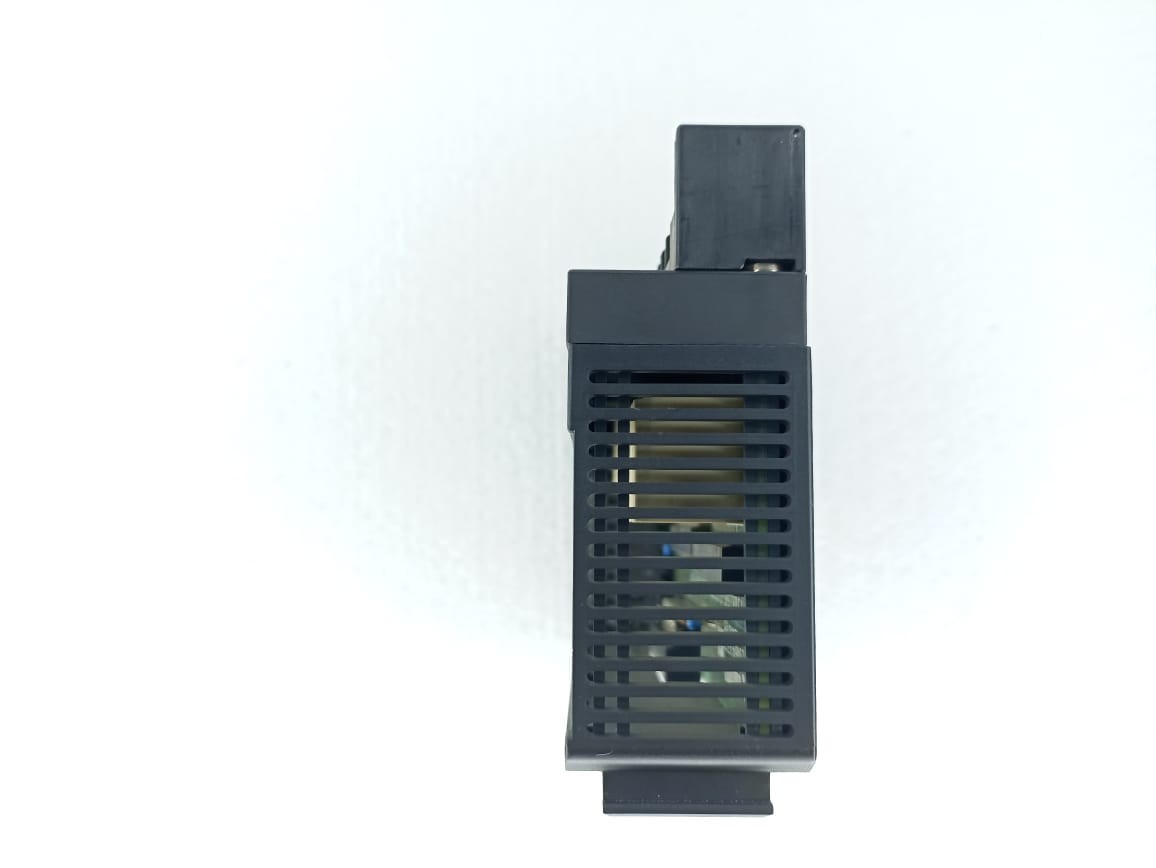 MITSUBISHI A1SY10 OUTPUT UNIT DC24V2A AC240V2A