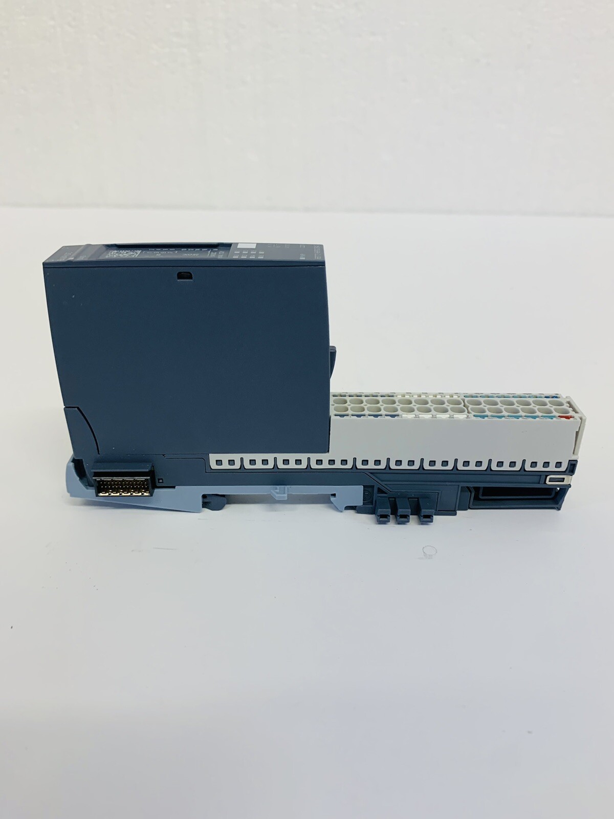 Siemens 6ES7 131-6BF00-0BA0 Digital Input Module & Base 6ES7 193-6BP20-0DA0