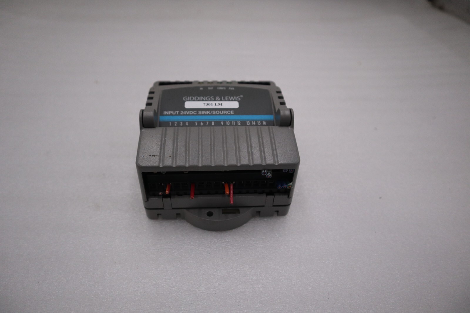 Giddings & Lewis M.1300.7372 R1 Input Module 24VDC SINK/SOURCE STOCK 5162A