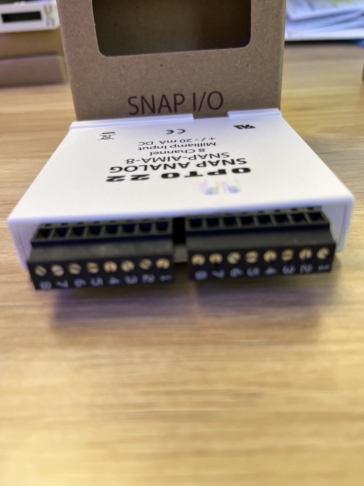 OPTO 22 SNAP-AIMA-8 Channel Input module New