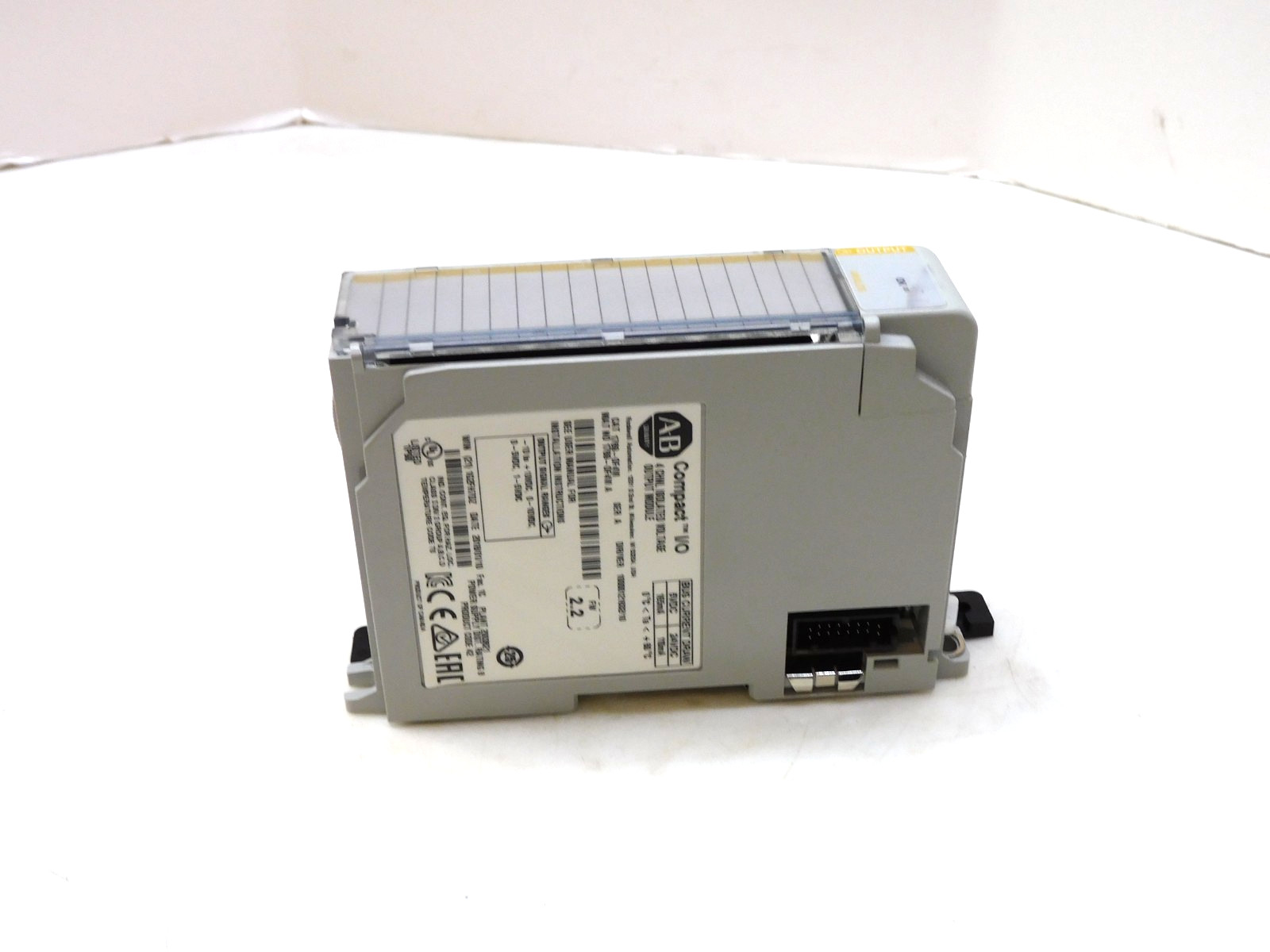 Allen Bradley 1769-0F4VI Compact I/O 4CH Voltage Output Module FW 2.2 1769-OF4VI