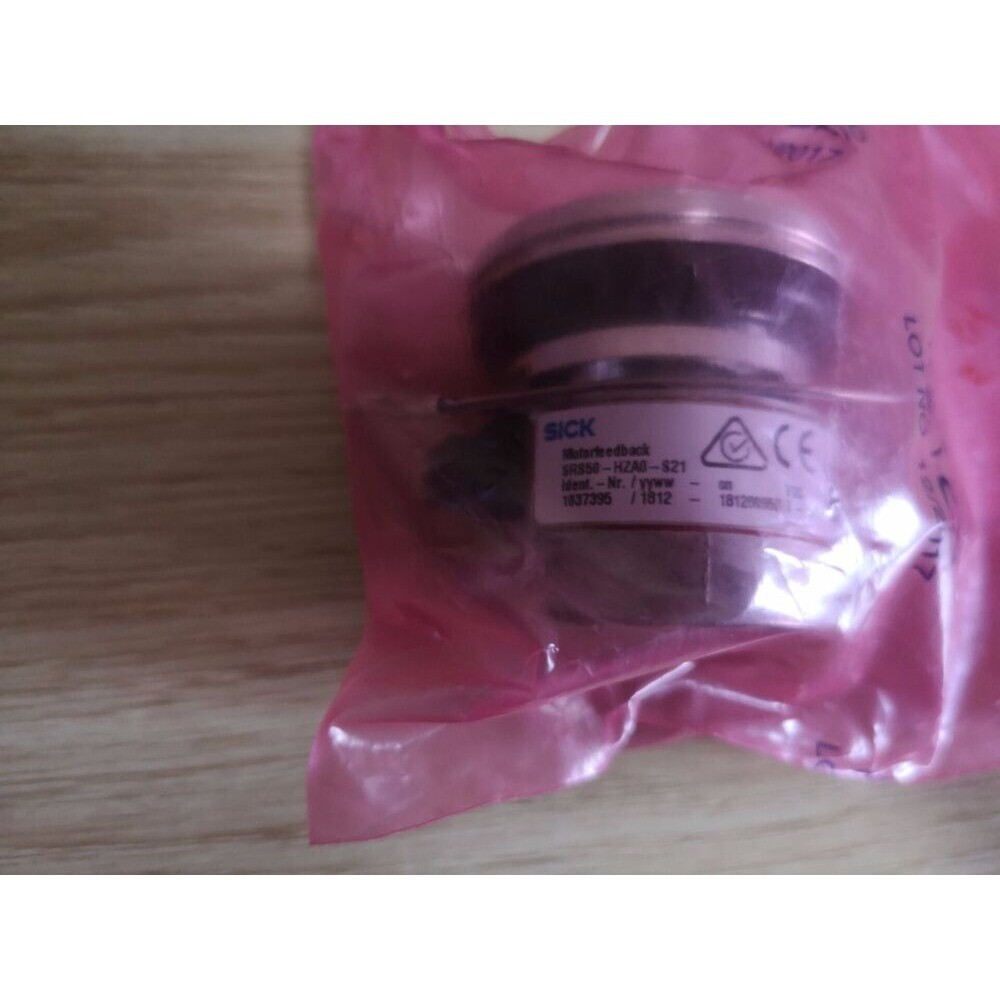 New SICK SRS50HZA0S21 1037395 SRS50-HZA0-S21 ENCODER