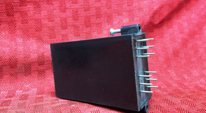 OPTO 22 MODEL OAC5Q OUTPUT MODULE