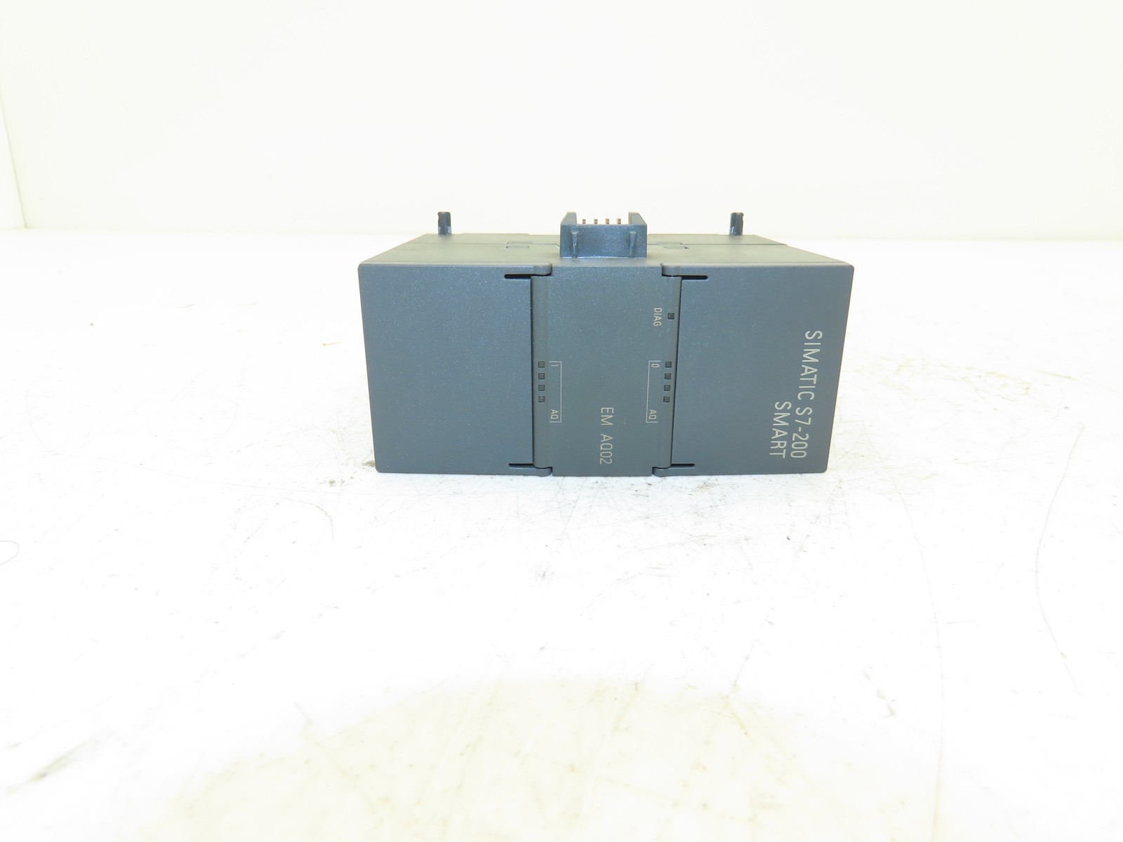 Siemens S7-200 Smart EM AQ02 I/O PLC Input Output Module 6ES7 288-3AQ02-0AA0