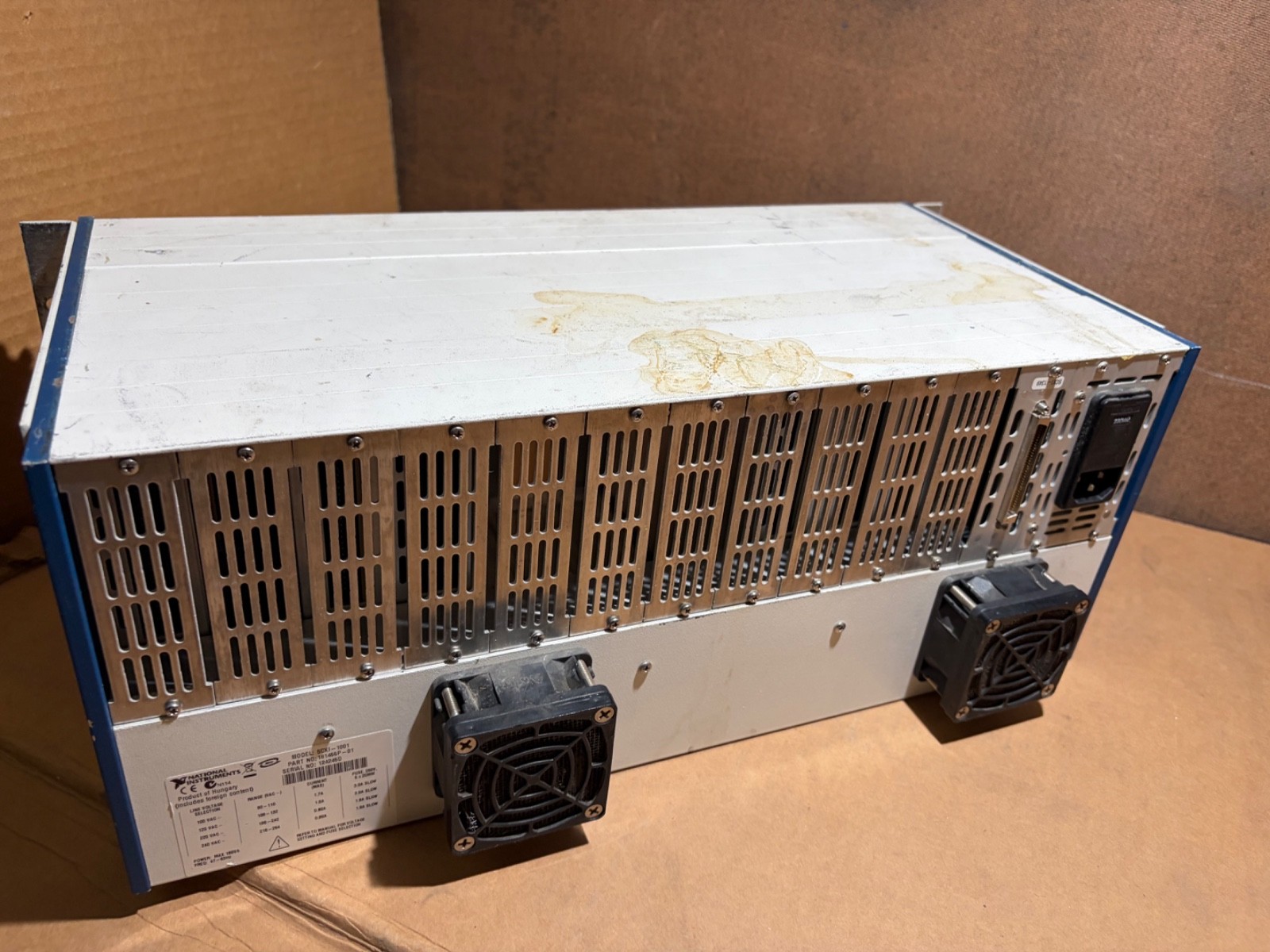 NATIONAL INSTRUMENTS NI SCXI-1001 12‑Slot AC CHASSIS with SCXI-1102B SCXI-1104C