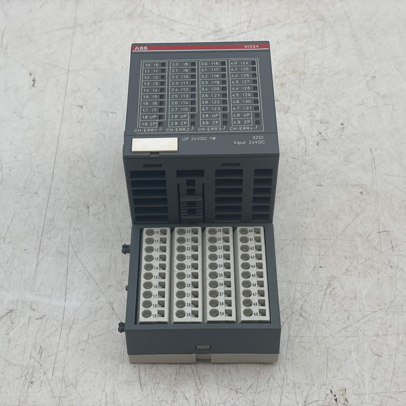 ABB 1SAP240000R0001 DI524 Digital Input Module, 32 Inputs w/ Terminal Base (Used