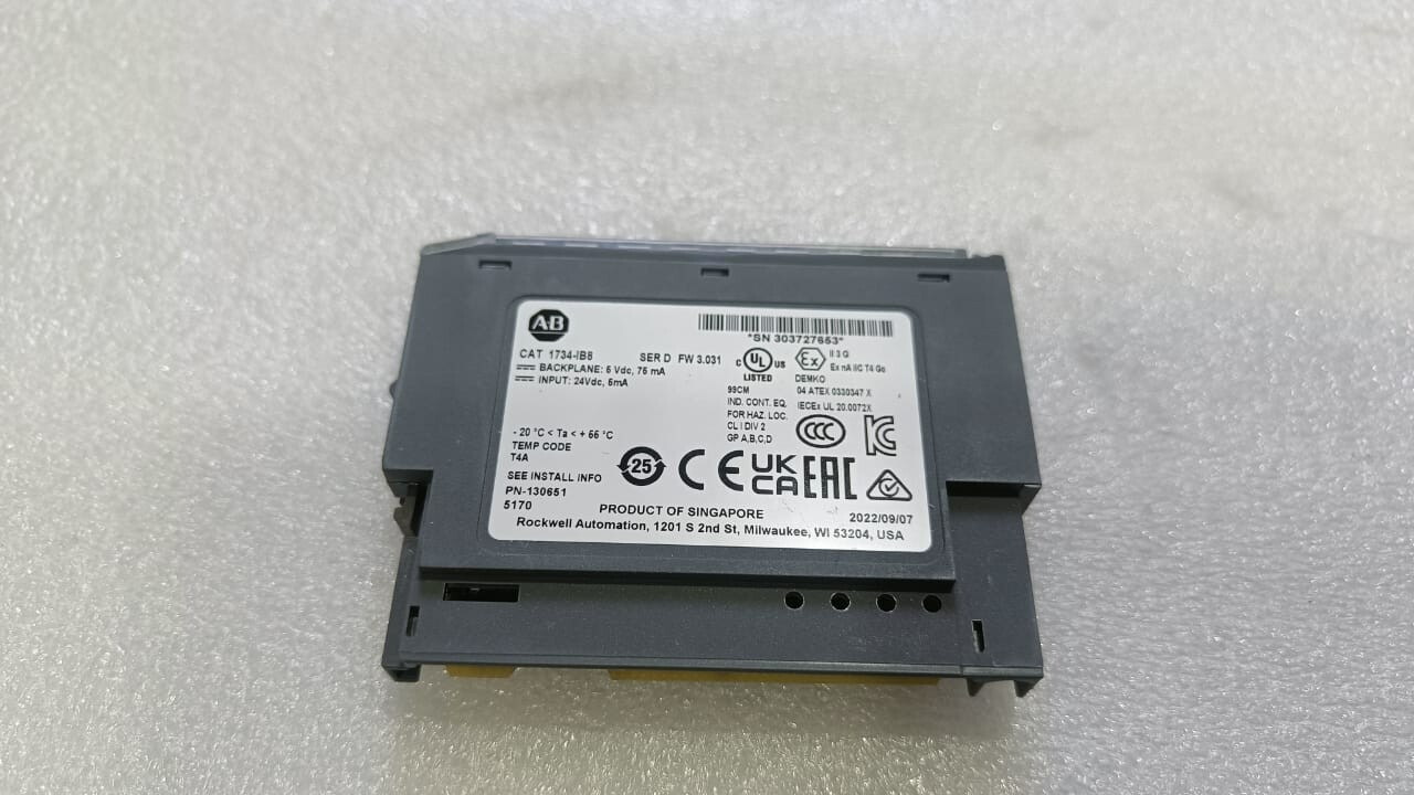 Allen-Bradley 1734-IB8 NEW 8 Point Digital Input Module 1734IB8 New 2022
