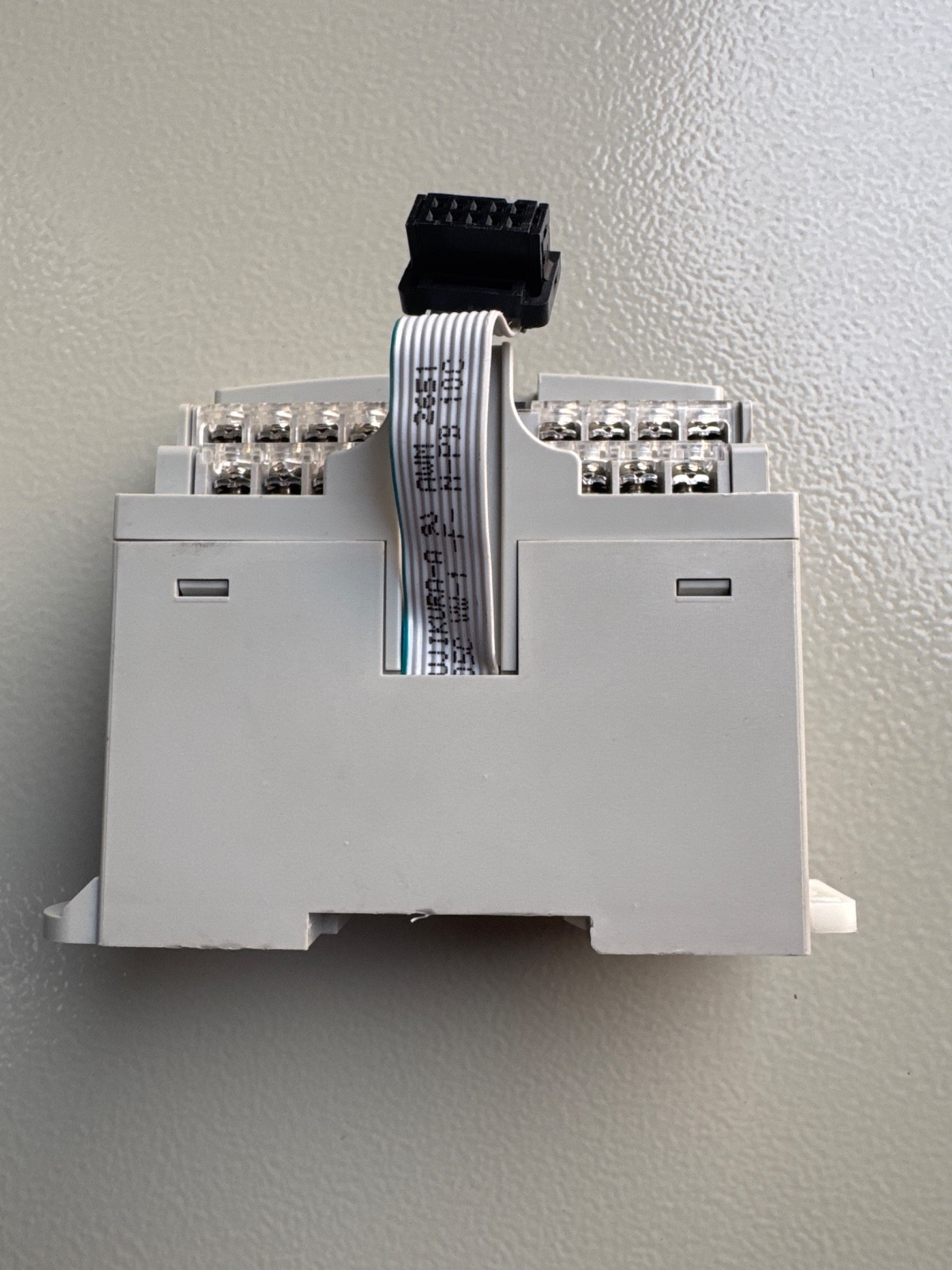 LOT OF 2PCs Allen Bradley 1762-OW16 Ser A Micrologix 16PT. VAC/VDC Relay Output