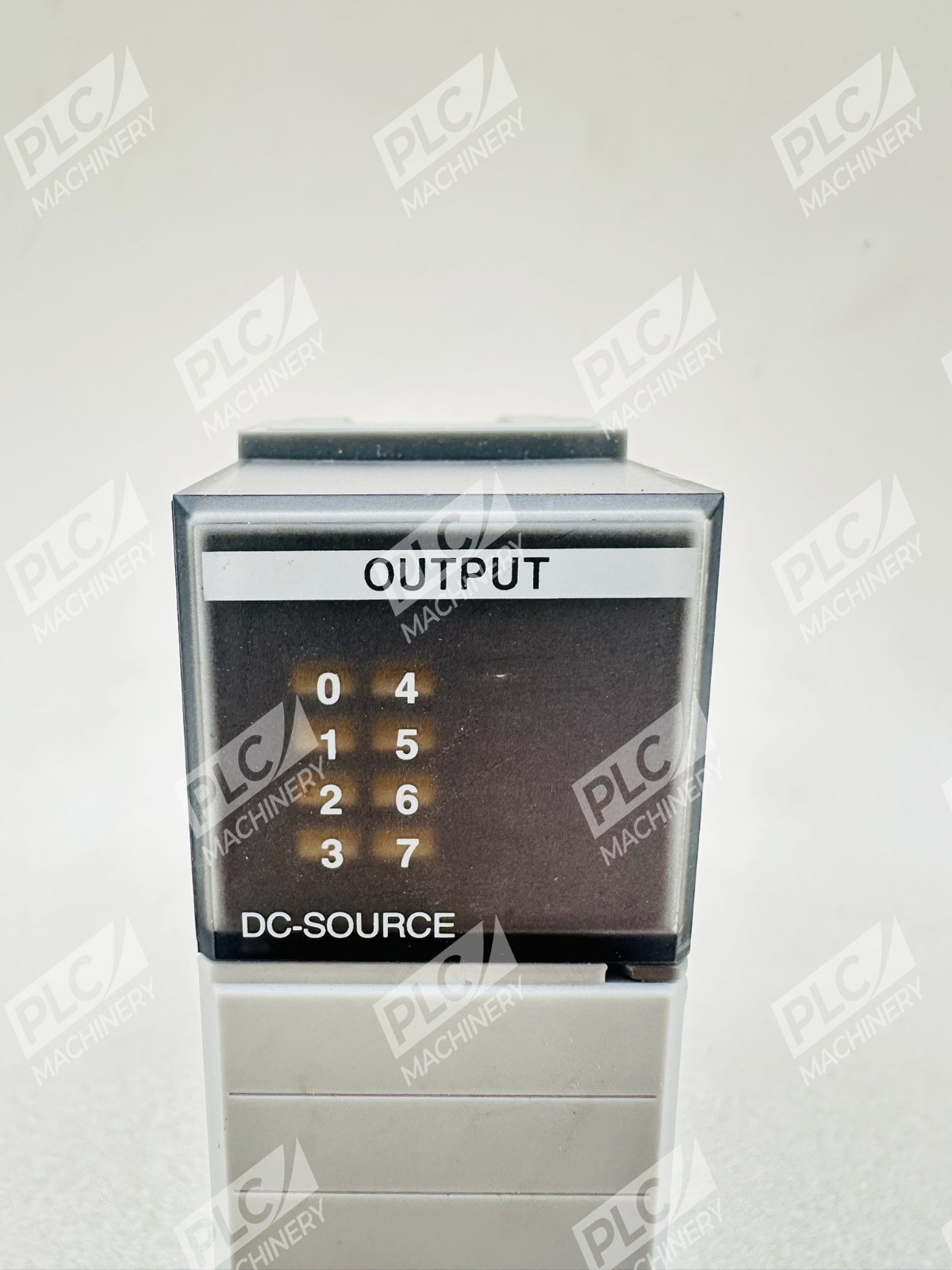 Allen Bradley 1746-OB8 Series A SLC500 Output Module