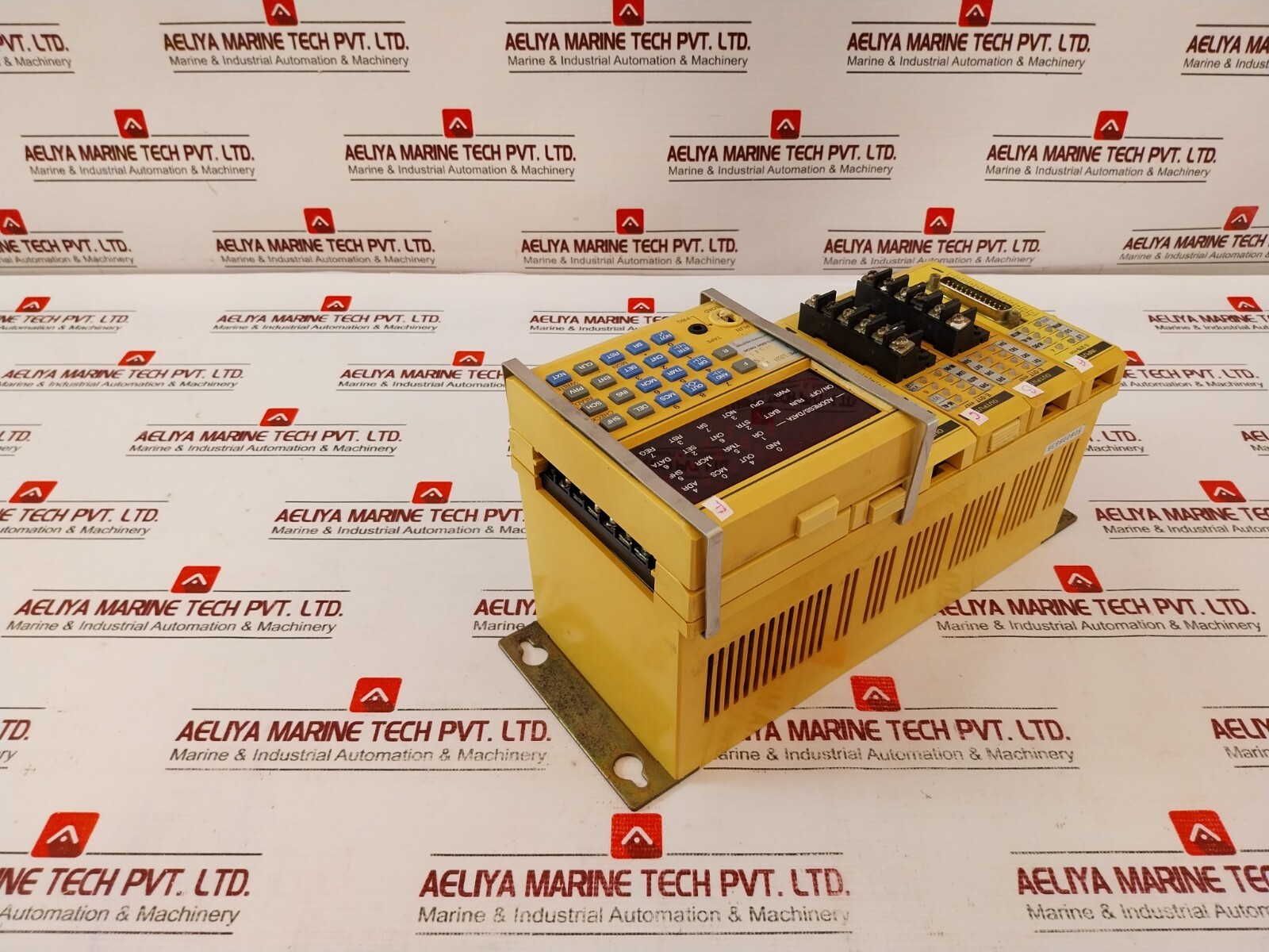 Koyo E-01B-4130 PLC Programmable Controller With Input Output Module 24V DC 0.5A