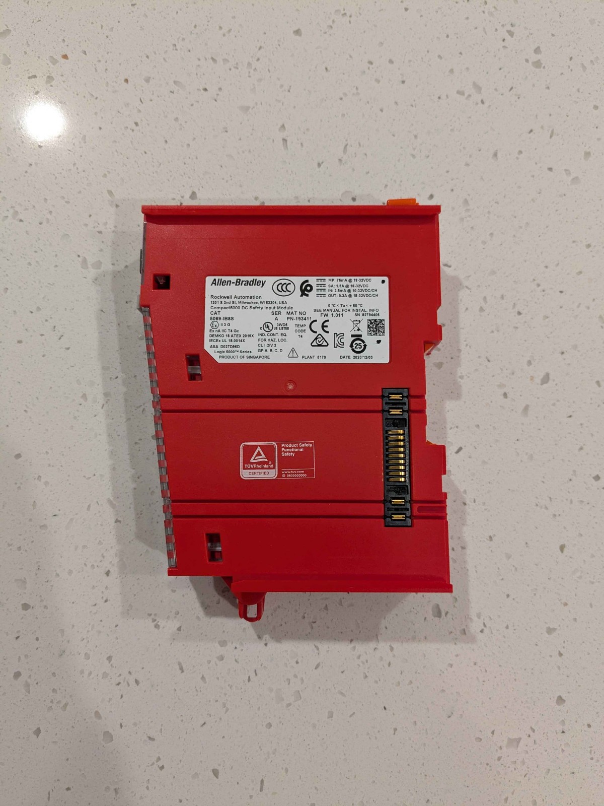 Allen-Bradley CompactLogix 5000 8 Channel 24VDC Safety Input Module Unused