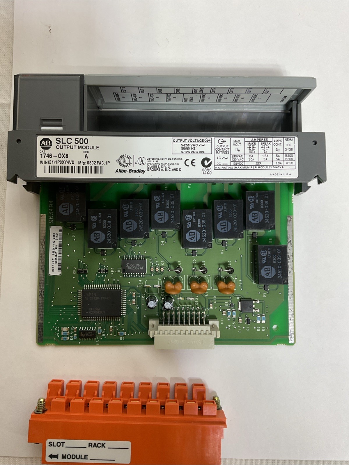 Allen Bradley 1746-OX8 Ser A SLC 500 Output Module Unit Card Board 1746-0X8 AB