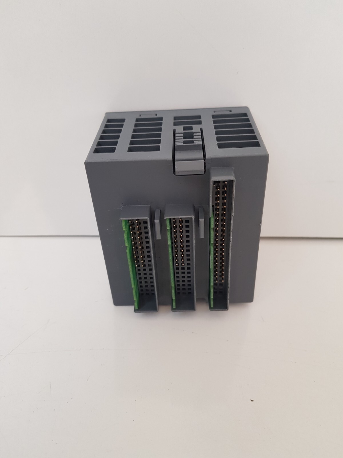 ABB DC523 1SAP240500R0001 Digital i/o Module