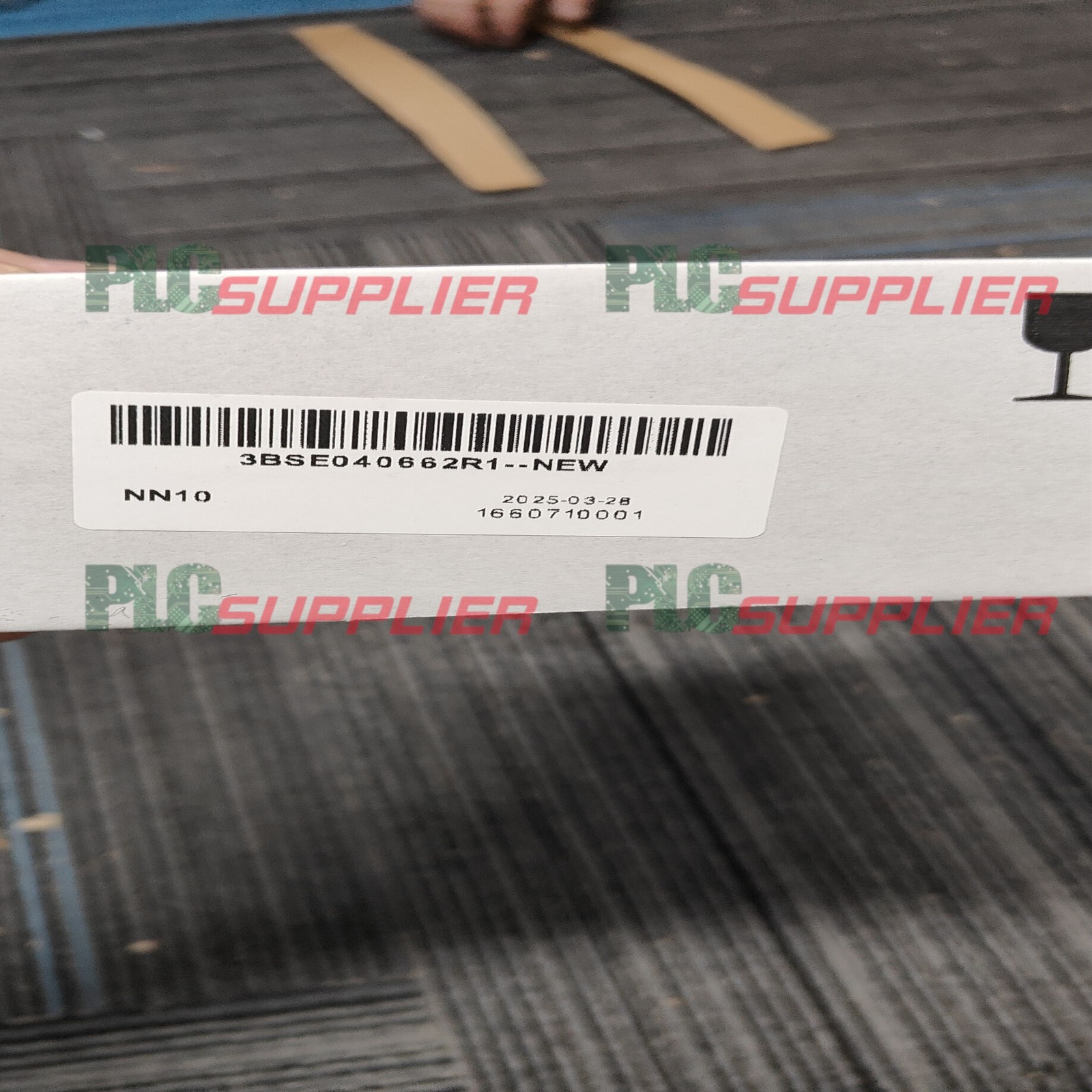 New factory sealed ABB 3BSE040662R1 Fast shipping