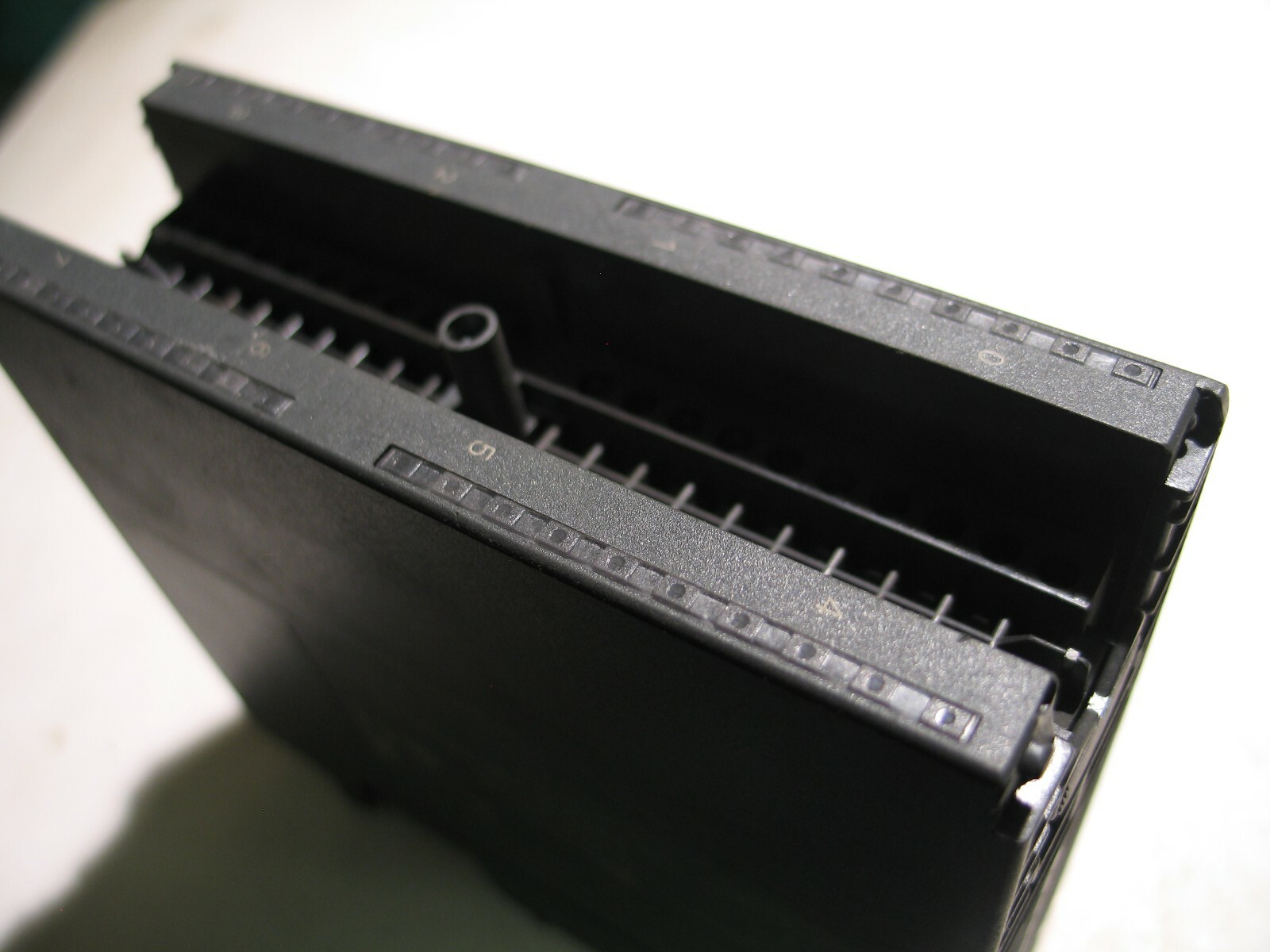 SIEMENS 6ES7-322-1HF10-0AA0 RELAY OUTPUT MODULE 8 OUT CHANNELS P4977