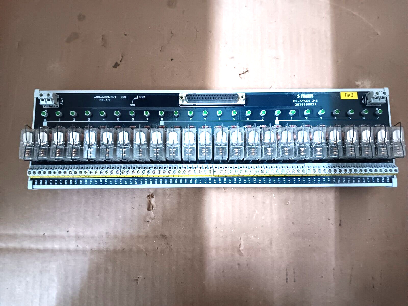 NUM 263900002A OUTPUT MODULE IFA: 92 00 22.00.501