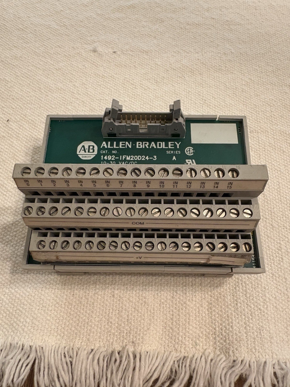 Allen Bradley 1492-IFM20D24 Interface Module W/ LEDS