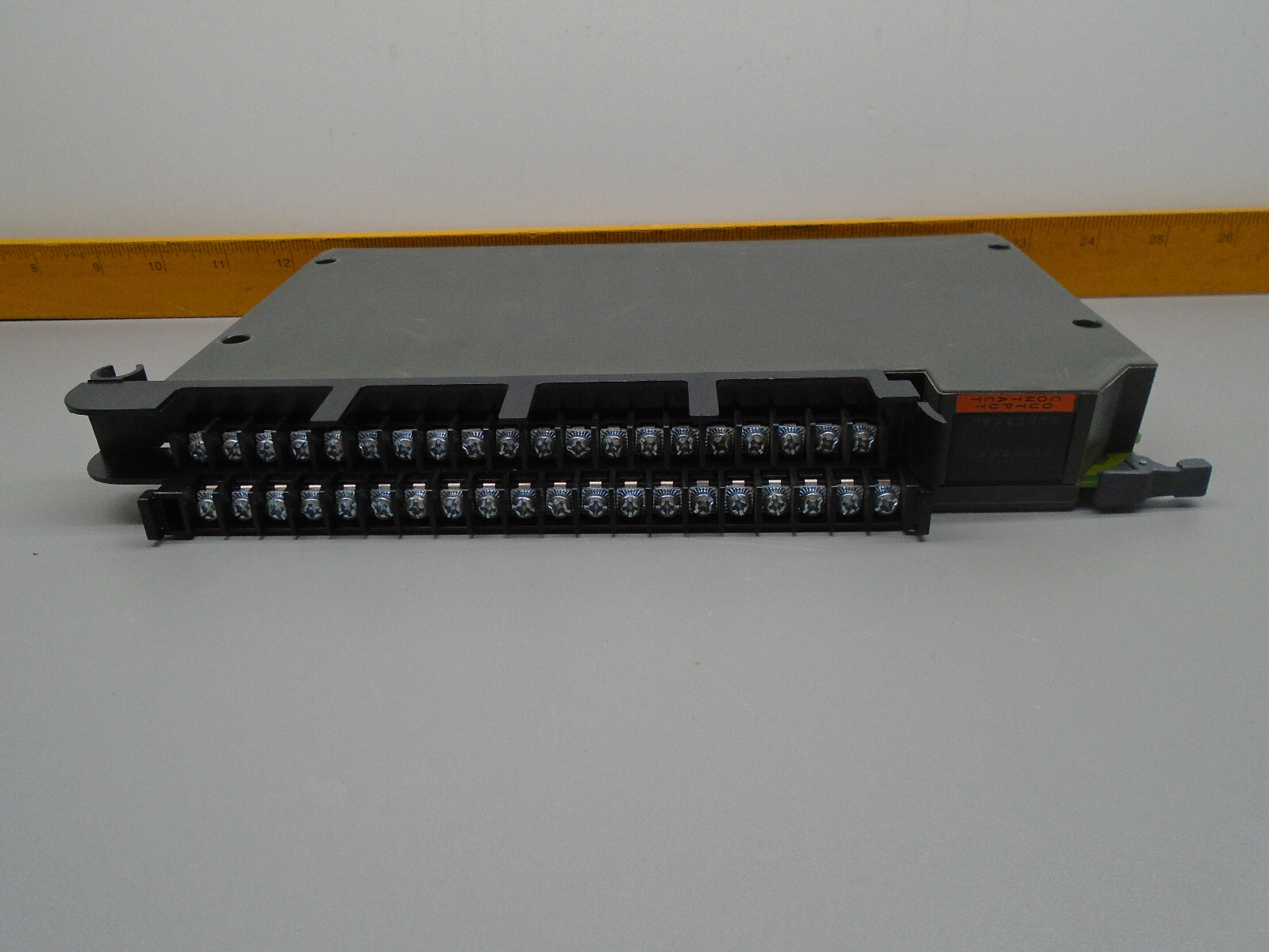 Allen Bradley 1771-OW16 /B & 1771-WN PLC 5 AC Output Module 1771-0W16 E24