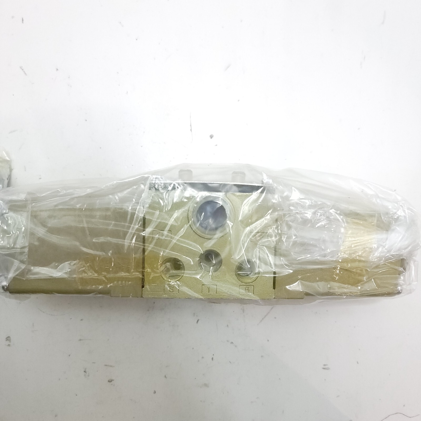 Azbil MVD-4902HS DC-24V Solenoid Valve RC 1/4 CJP