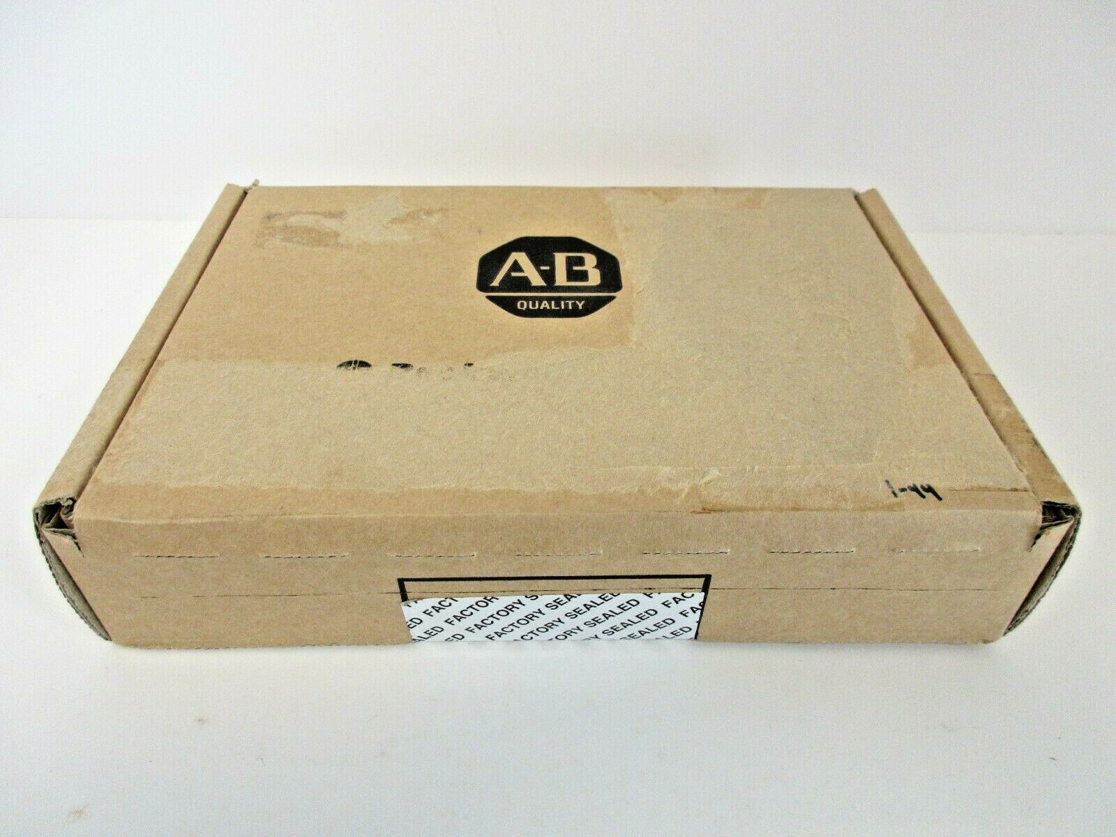 Free Tax 1746-IV8 Series A AB SLC 500 8 Point Input Module Mfg 1746-IV8 Fast