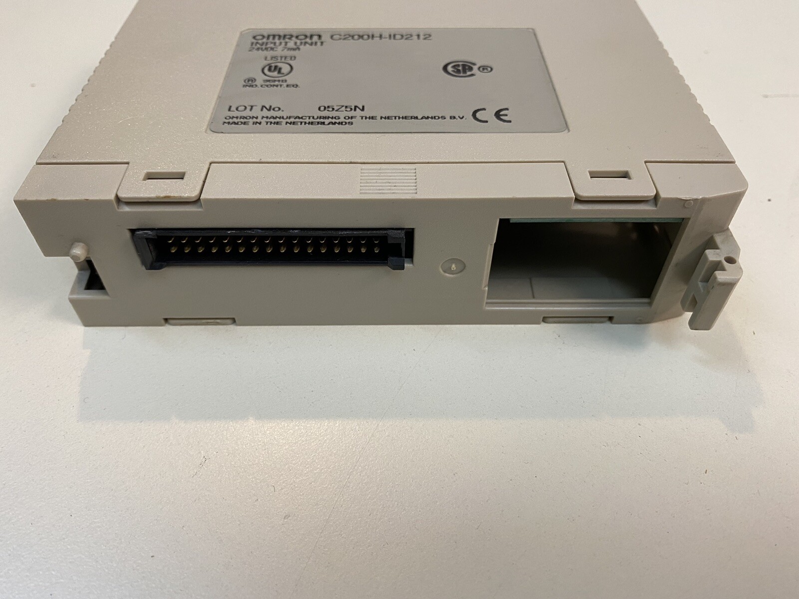 Omron C200H-ID212 Input Unit, 24V DC, 7mA