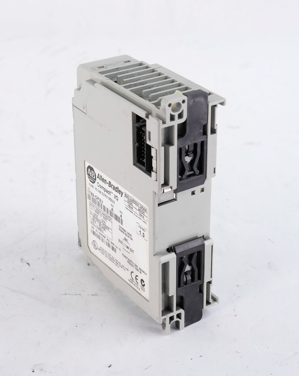 Allen Bradley 1769-OF8V /A CompactLogix 8-Pt Output Voltage Module 1769OF8V