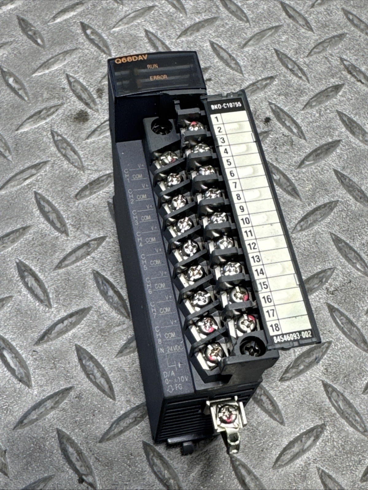 Mitsubishi Q68DAV Melsec-Q D/A Converter Unit -10~10V A-13