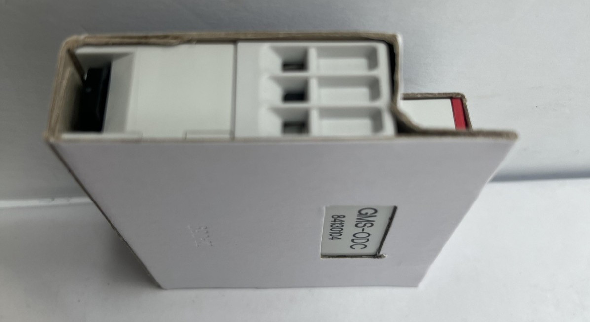 Crouzet GMS-ODC 84130104 Output Module 5-48VDC 3A PLC White