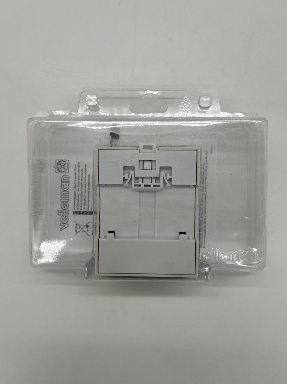 Velleman VM208 Din-Rail Relay Card, 8 Additional Relays Of 16amp @ 230V