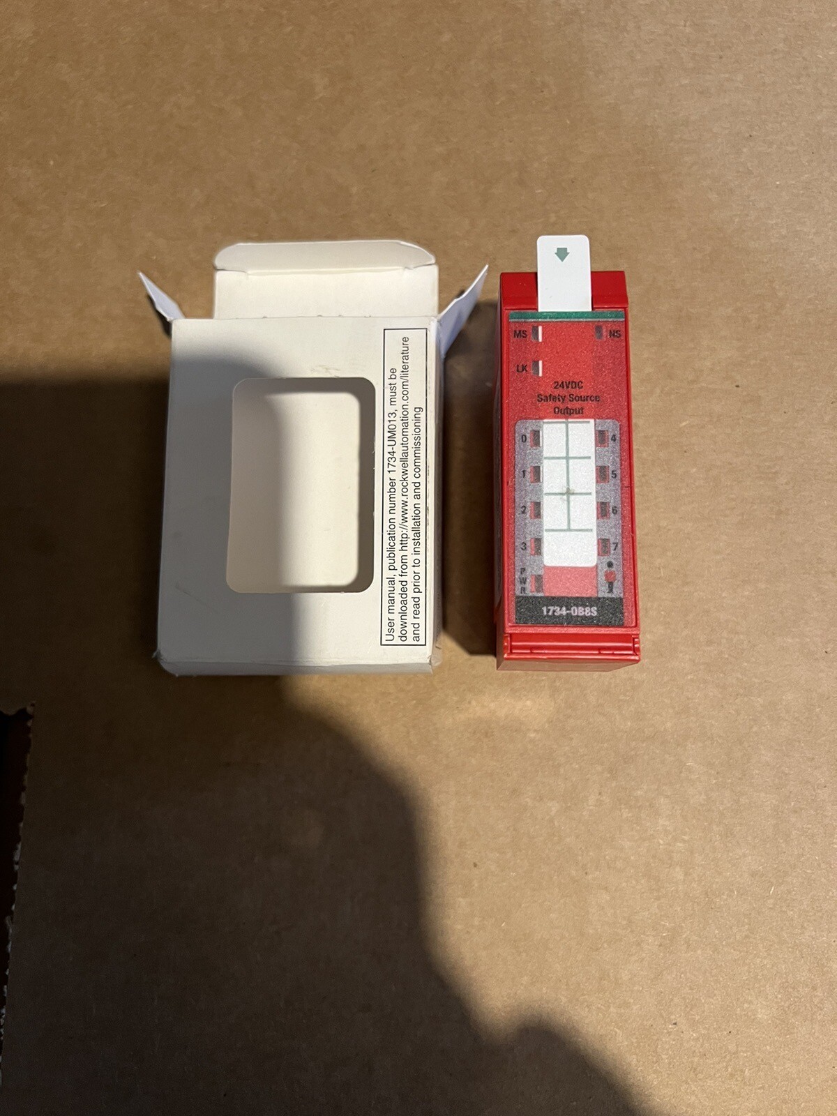 New Allen Bradley 1734-OB8S Ser B Pt I/O 8 Channel Safety Sourcing Output Module