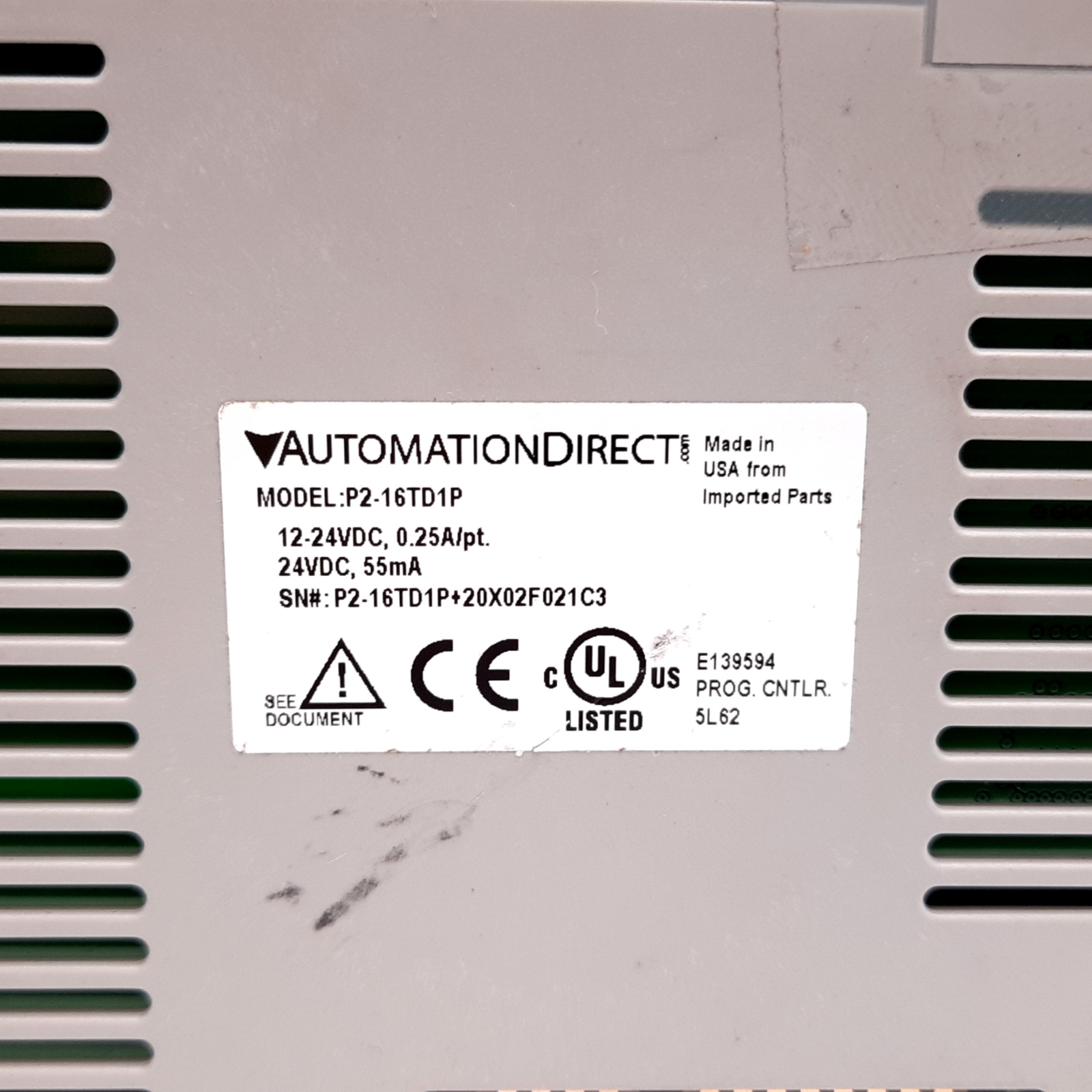 Automation Direct P2-16TD1P P2000 PLC Output Module, 16-Point, *Broken Mount*