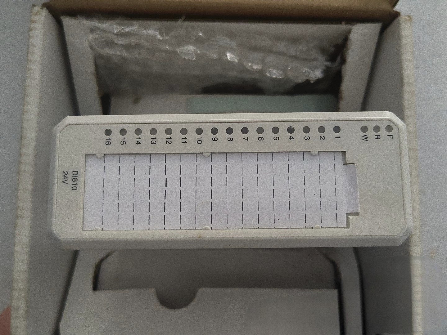 ABB 3BSE008508R1 PR: G DI810 Digital Input Module Termination Unit 24V 16ch