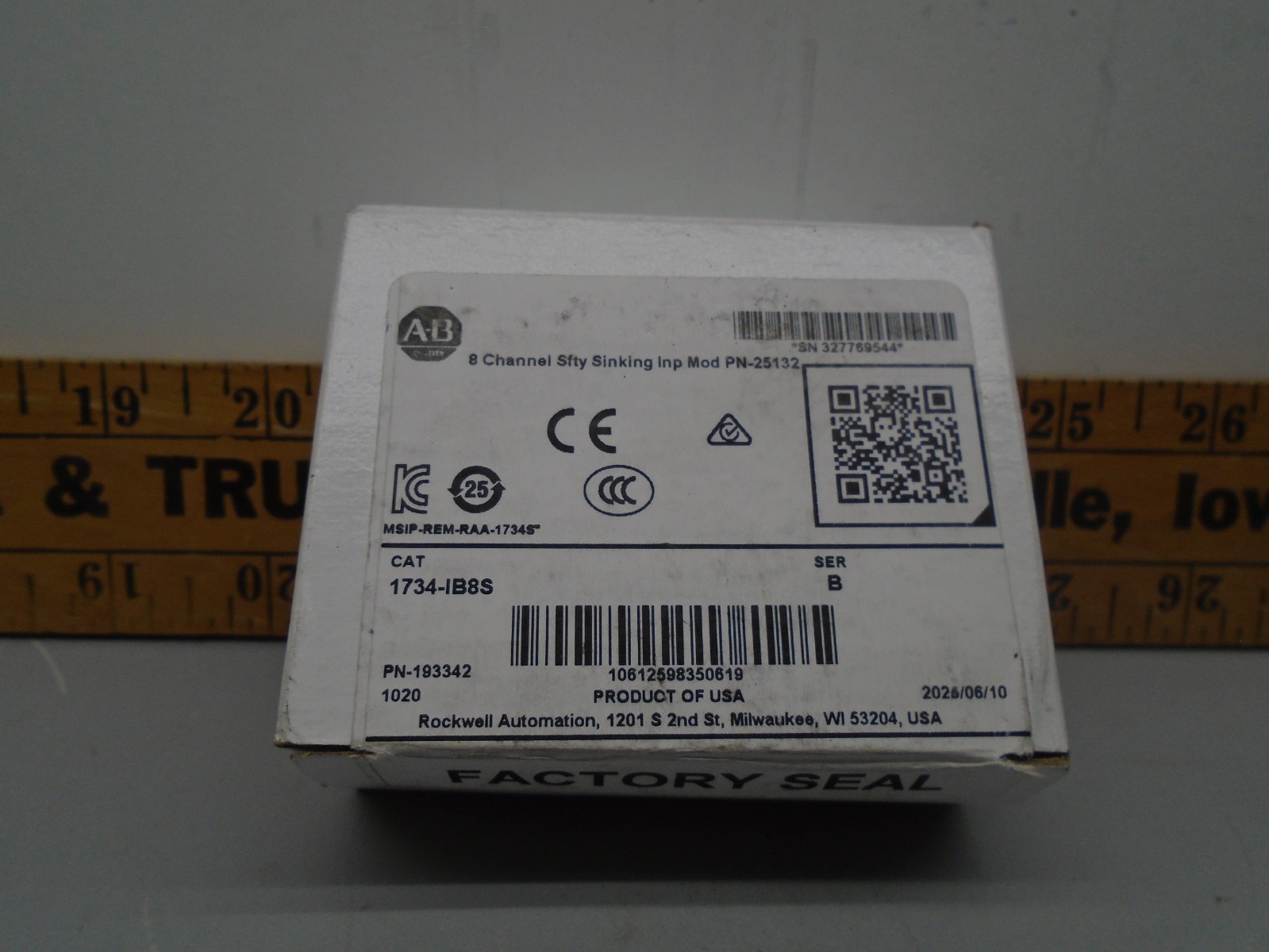 2025 New old Stock Sealed 1734-IB8S /B Allen Bradley DC Input PN-193342 N251