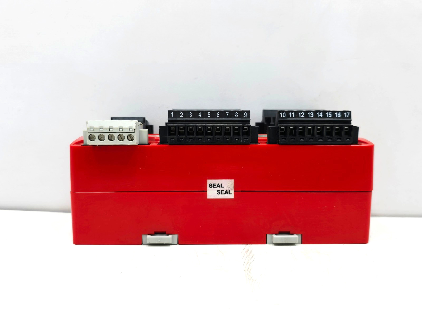 1791DS-IB8XOBV4 ALLEN-BRADLEY DEVICENET SAFETY I/O MODULE