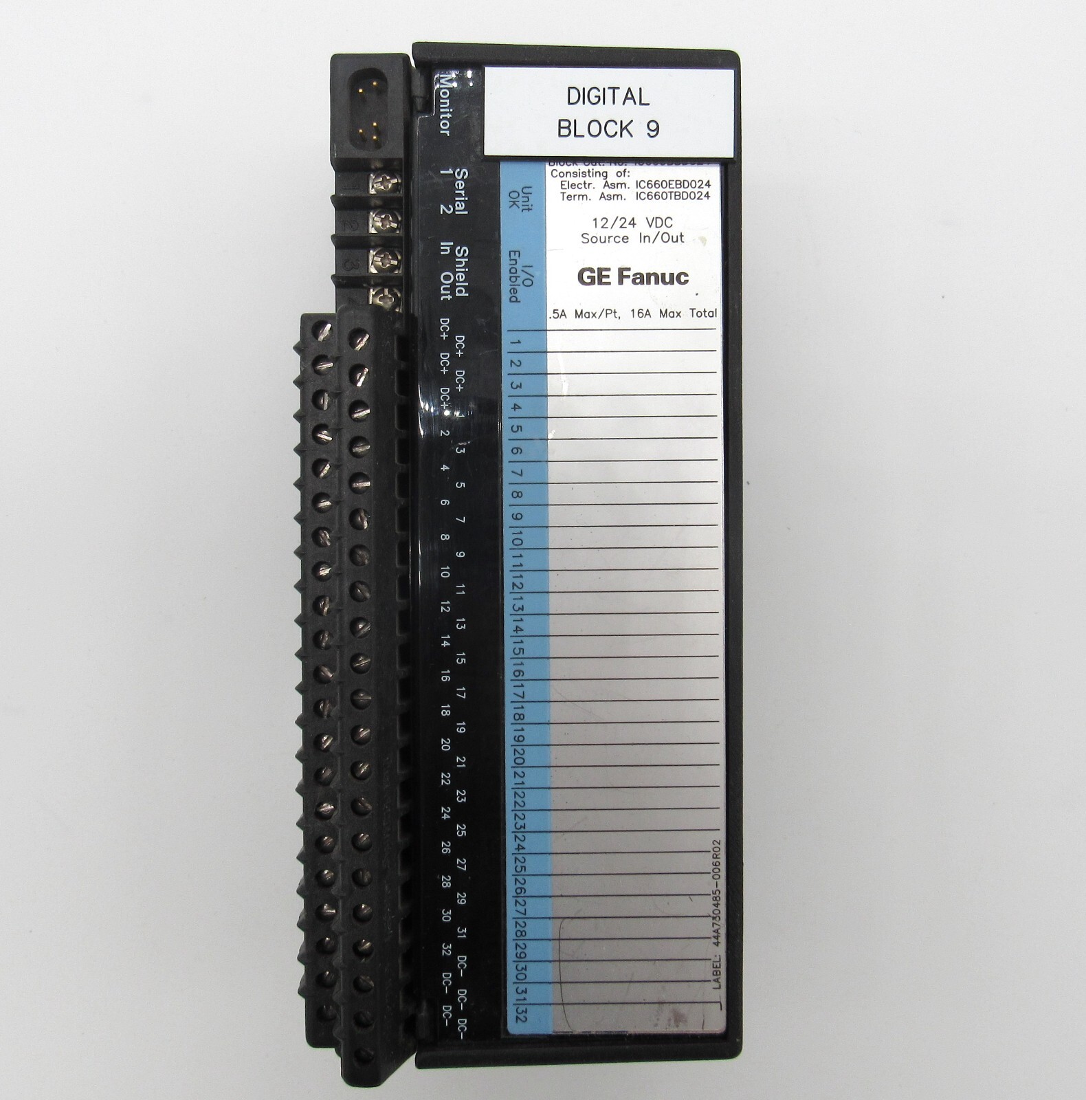 GE Genius IC660EBD024N 32pt input/output 12-24VDC source