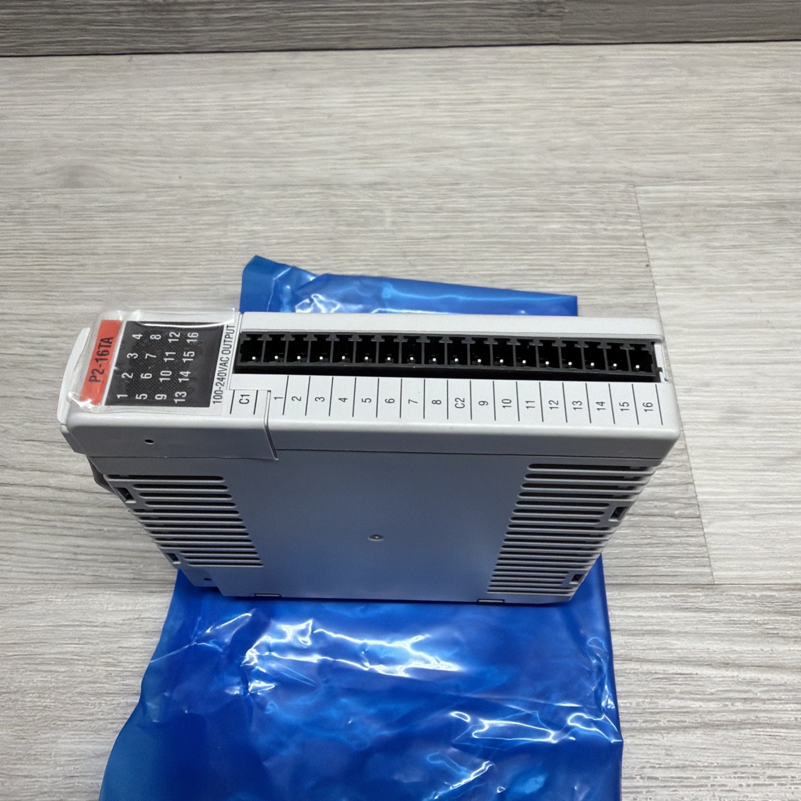 Automation Direct P2-16TA Discrete AC Output Module, 16-Point, New