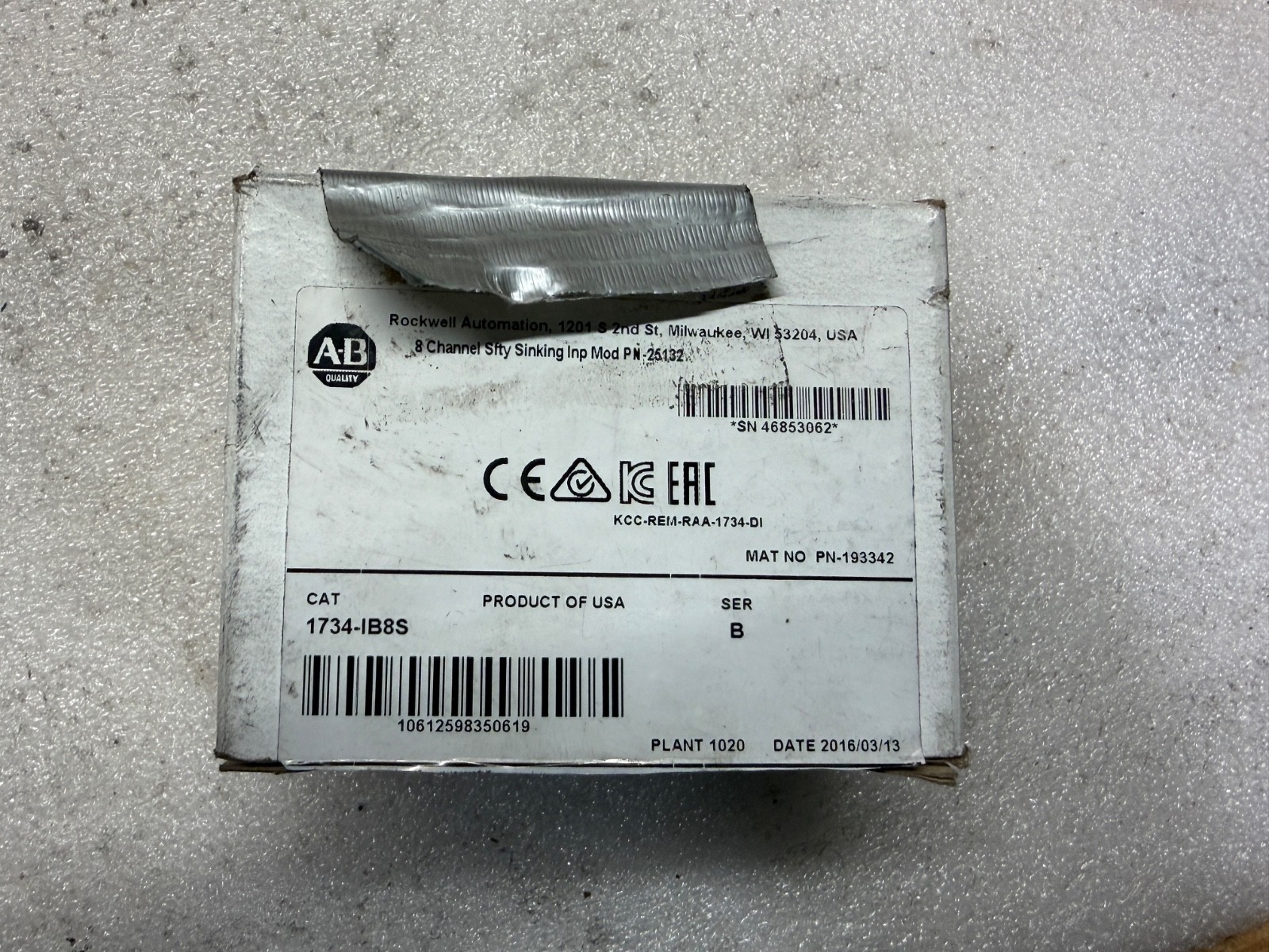 Allen Bradley CAT 1734-IB8S 8 channel sfty sinking inp mod 25132