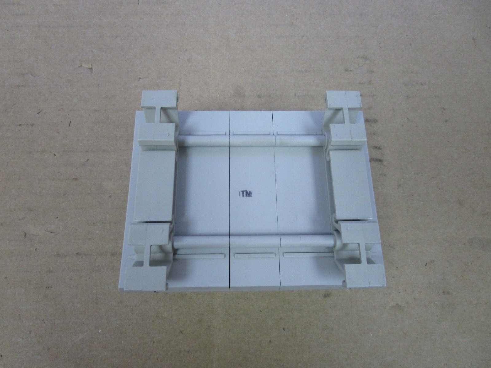 ALLEN BRADLEY INTERACE MODULE 1492-IFM20D24-2 SER A
