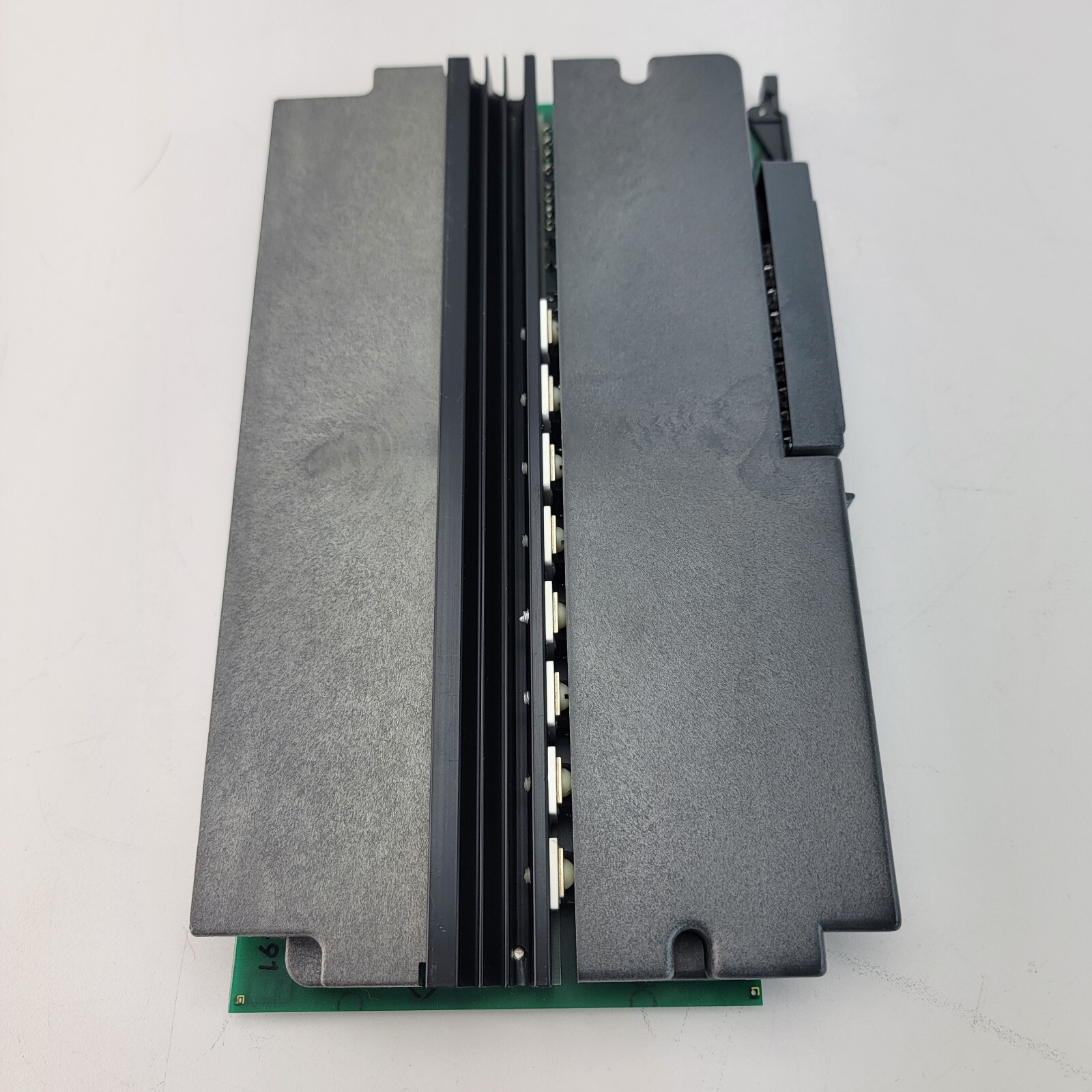 Allen-Bradley 1771-OM Output Module NEW OPEN BOX made in GERMANY