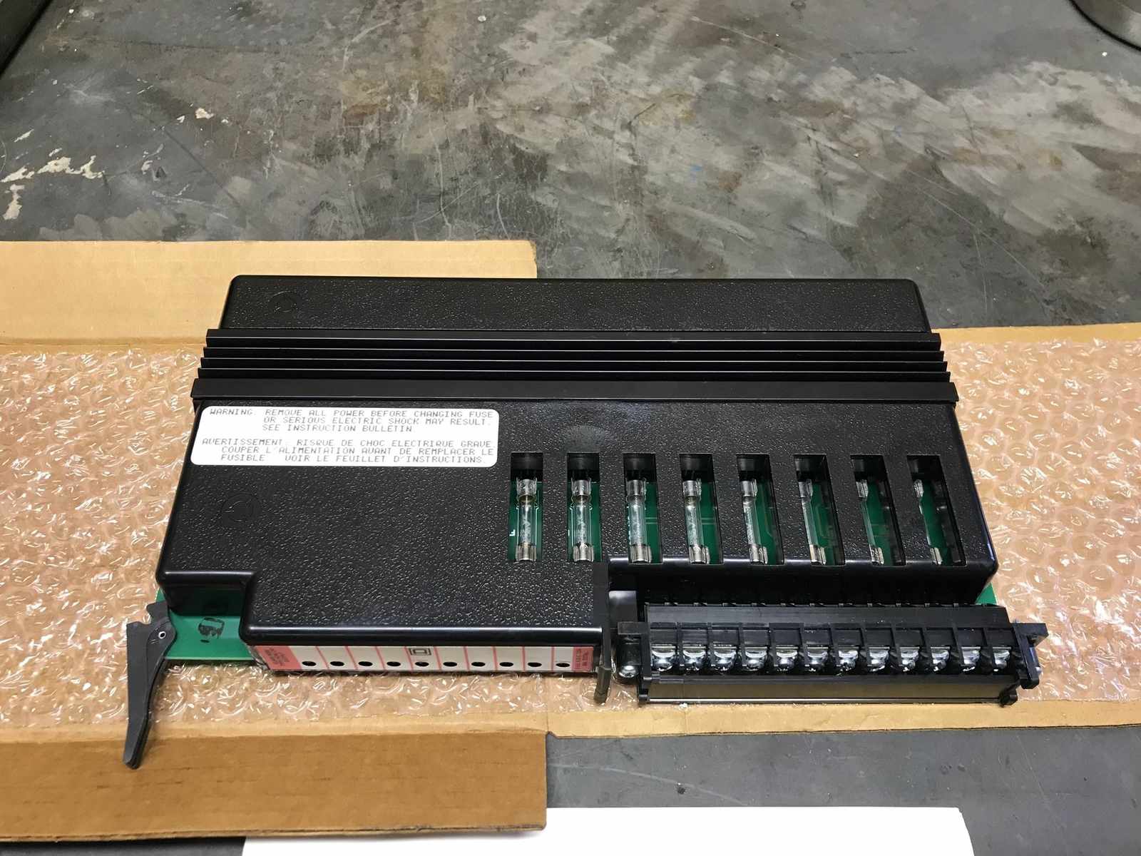 Sy/MAx Square D HOM-241 Output Module