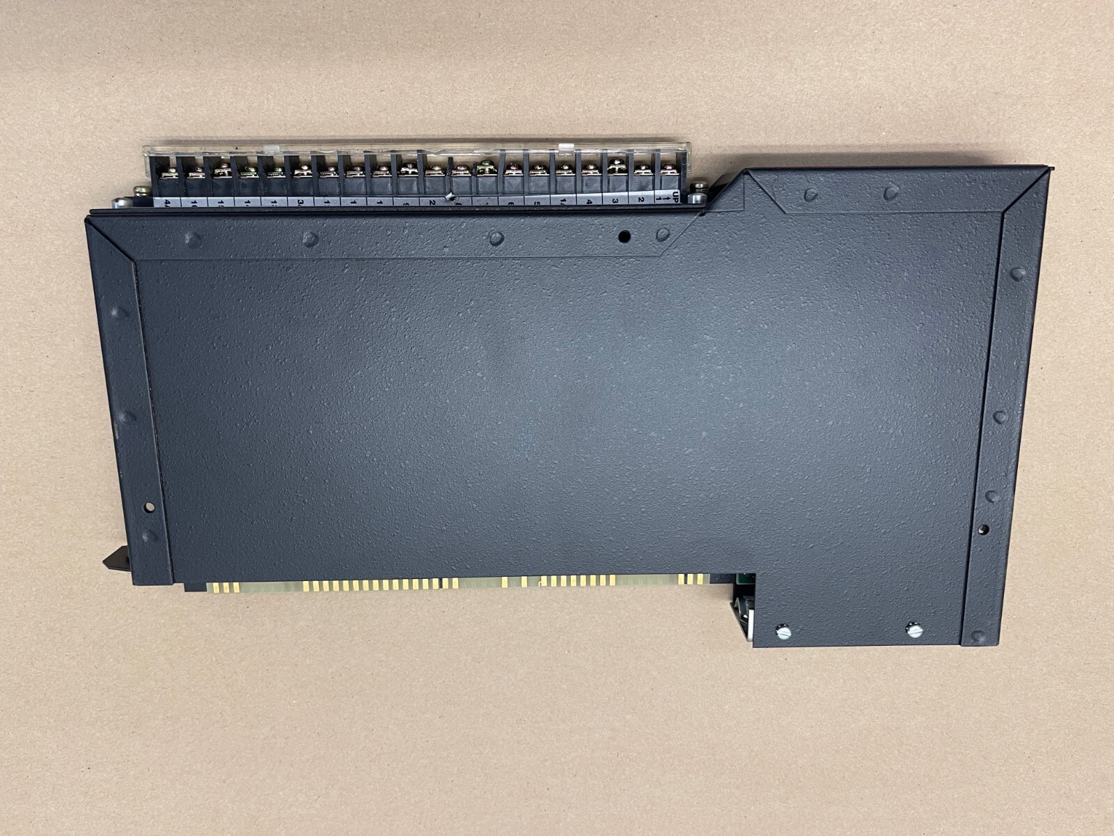 Square D SY/MAX 8030 ROM 221 Series F2 Relay Output Module