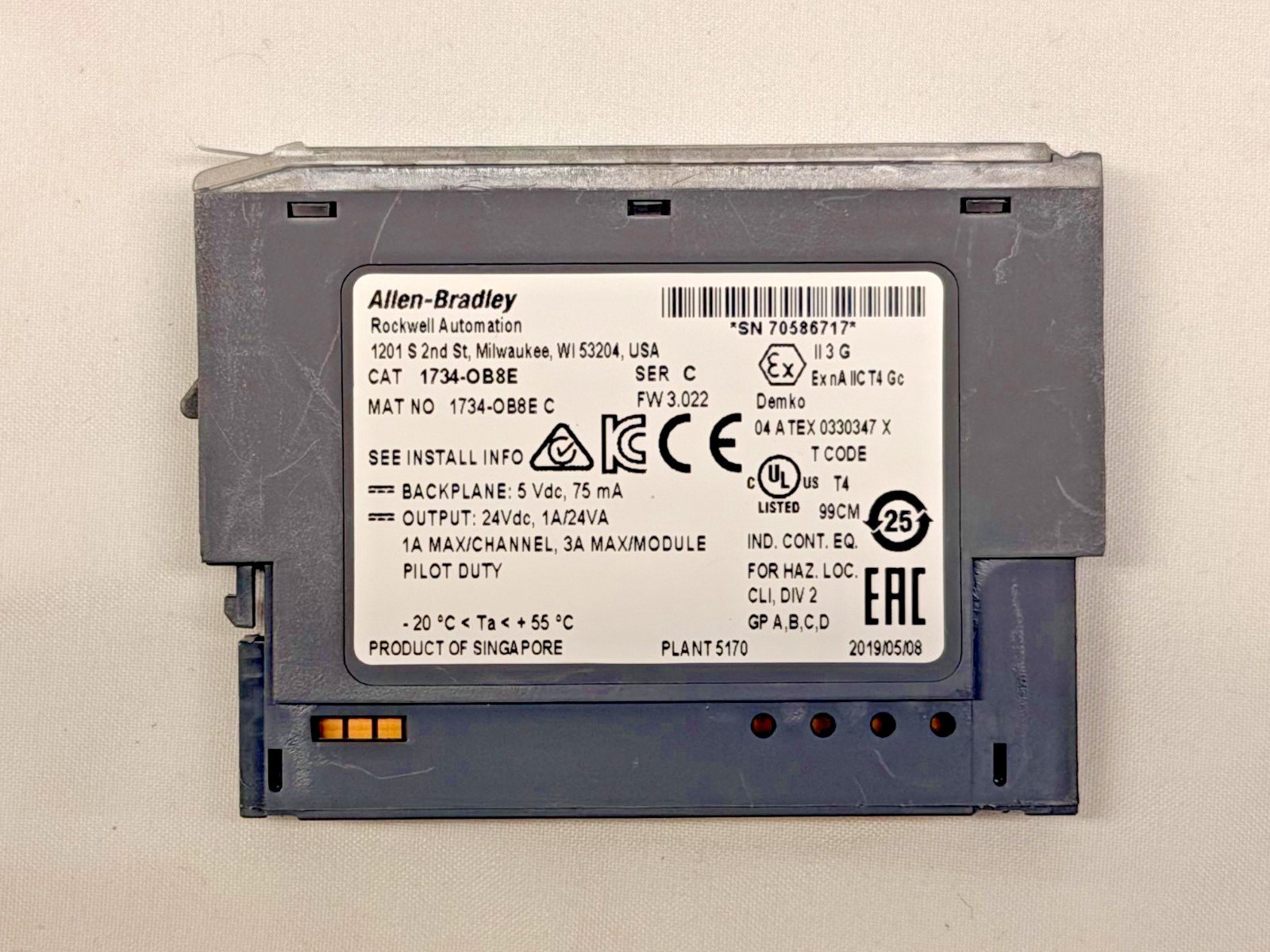 Allen-Bradley 1734-OB8E Ser C POINT I/O 8-Pt 24VDC Source Output Module New OB